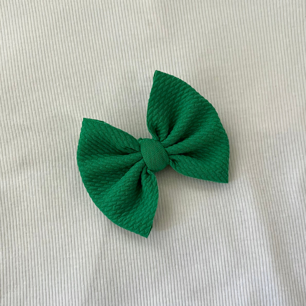 Kelly green bow clip
