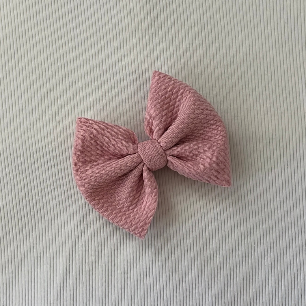Dusty rose bow clip